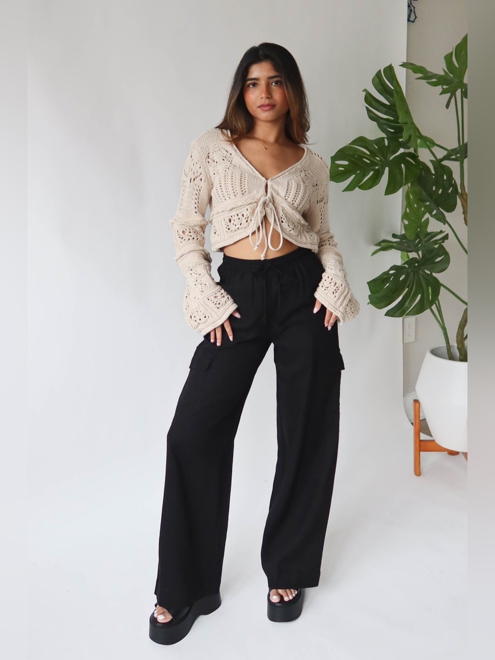 Grey Bandit Catalina Cargo Pants Black Wide Leg Linen Blend Size M